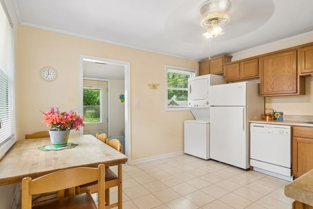 2102 George Street, Rolling Meadows, IL 60008