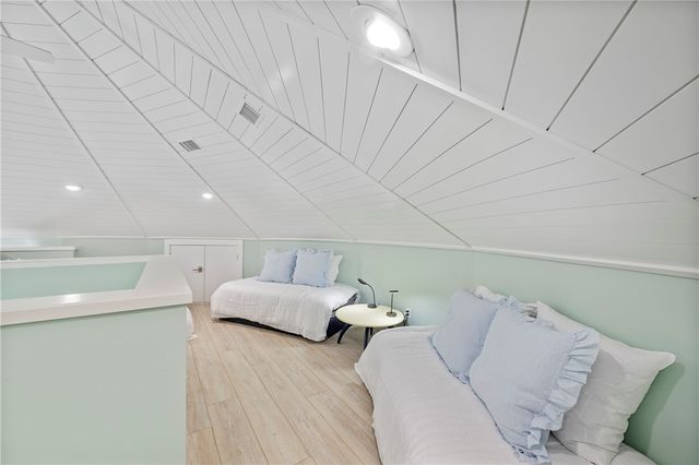 1923 S 11th St 16, Port Aransas, TX 78373