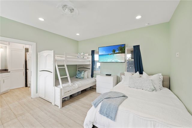 1923 S 11th St 16, Port Aransas, TX 78373