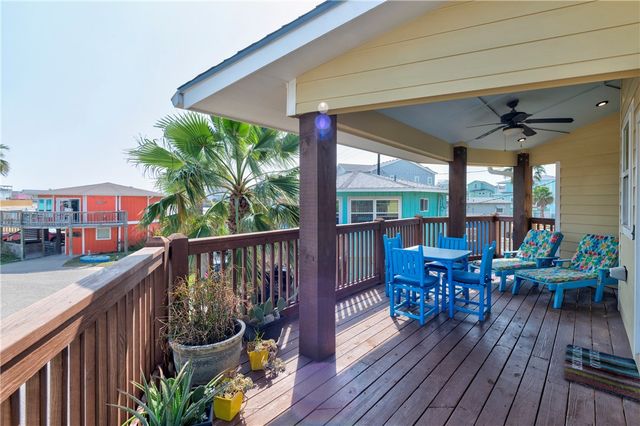 1923 S 11th St 16, Port Aransas, TX 78373