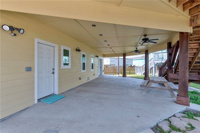 1923 S 11th St 16, Port Aransas, TX 78373
