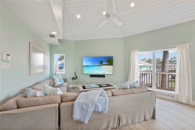 1923 S 11th St 16, Port Aransas, TX 78373