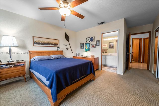 1727 Egret Rd, Homestead, FL 33035