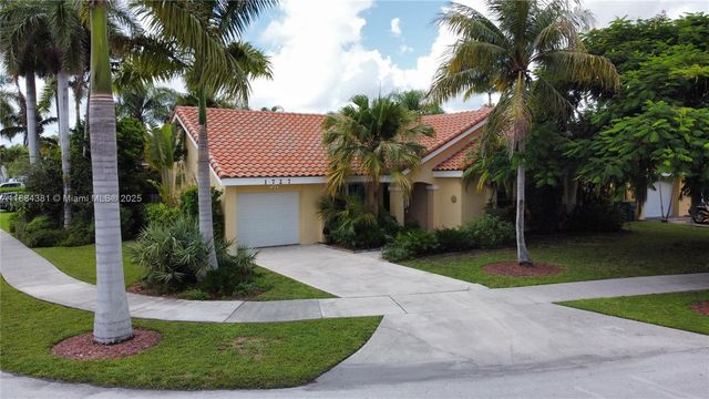 1727 Egret Rd, Homestead, FL 33035