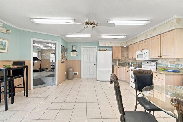 399 150TH AVENUE 205, Madeira Beach, FL 33708