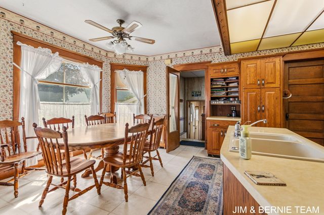 3185 104th Avenue, Holland Twp, MI 49464