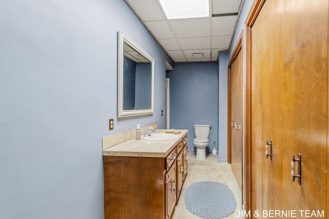 3185 104th Avenue, Holland Twp, MI 49464