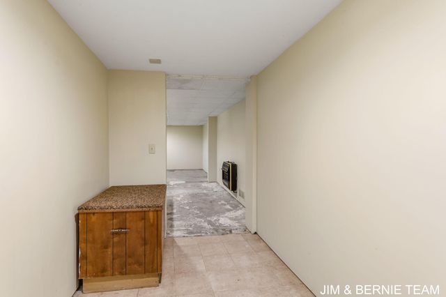3185 104th Avenue, Holland Twp, MI 49464