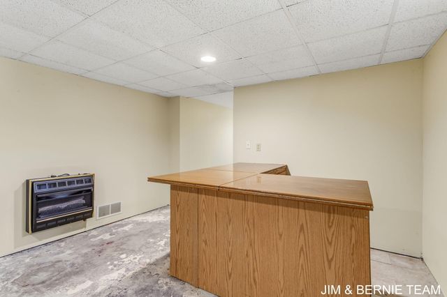3185 104th Avenue, Holland Twp, MI 49464
