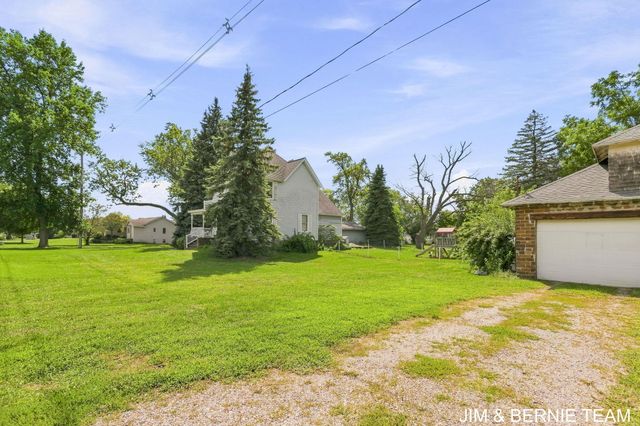 3185 104th Avenue, Holland Twp, MI 49464