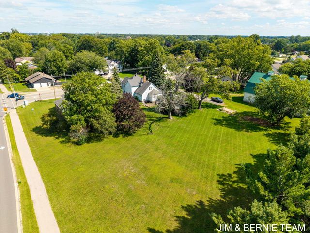 3185 104th Avenue, Holland Twp, MI 49464