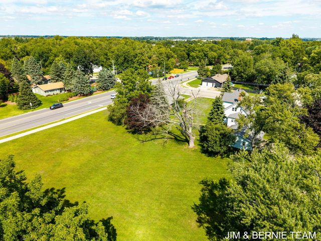 3185 104th Avenue, Holland Twp, MI 49464