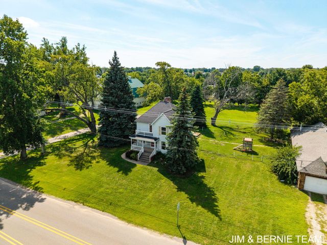 3185 104th Avenue, Holland Twp, MI 49464