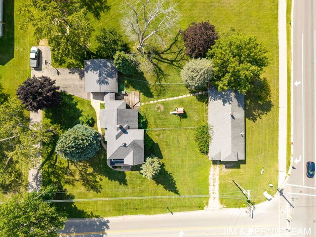 3185 104th Avenue, Holland Twp, MI 49464
