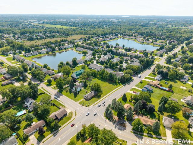 3185 104th Avenue, Holland Twp, MI 49464