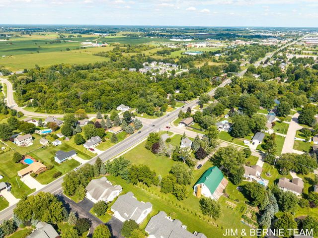 3185 104th Avenue, Holland Twp, MI 49464