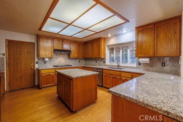 30628 Kristin Court, Redlands, CA 92373