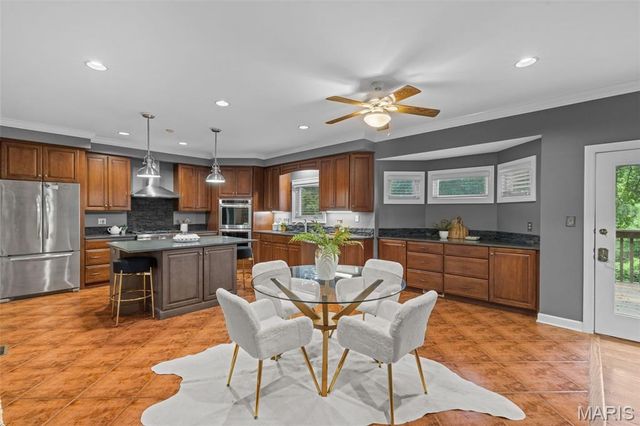 13314 Tree Top View Court, St Louis, MO 63141