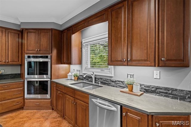 13314 Tree Top View Court, St Louis, MO 63141