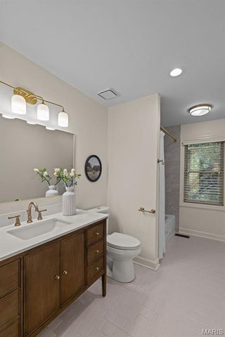 13314 Tree Top View Court, St Louis, MO 63141