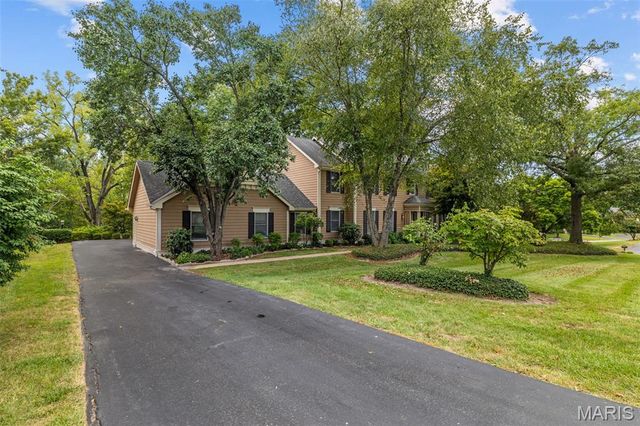 13314 Tree Top View Court, St Louis, MO 63141