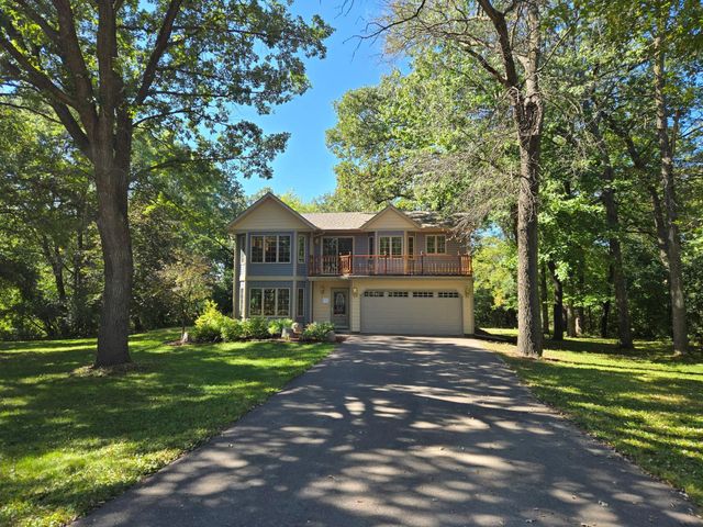 38404 Gerald Avenue, North Branch, MN 55056