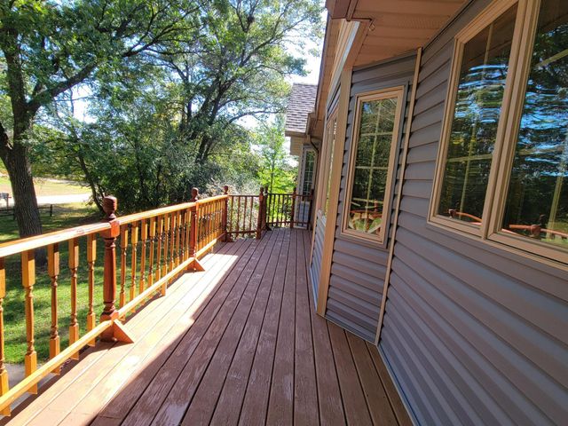 38404 Gerald Avenue, North Branch, MN 55056