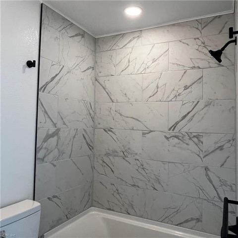 1262 W Ocean View Ave Apt 1, Norfolk, VA 23503