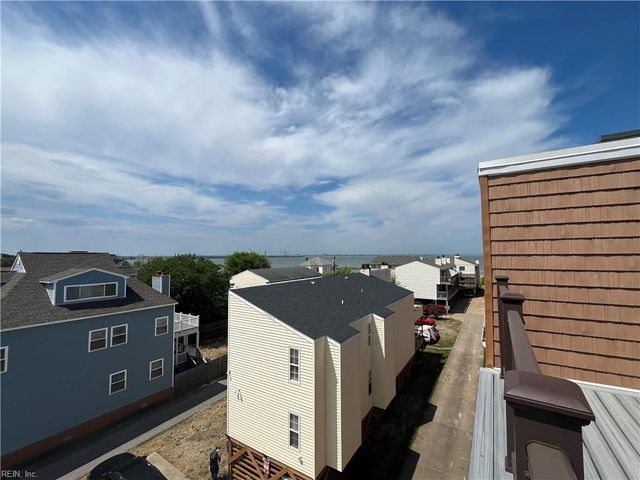 1262 W Ocean View Ave Apt 1, Norfolk, VA 23503