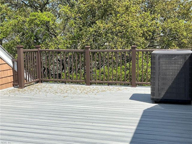 1262 W Ocean View Ave Apt 1, Norfolk, VA 23503