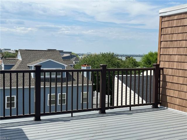1262 W Ocean View Ave Apt 1, Norfolk, VA 23503
