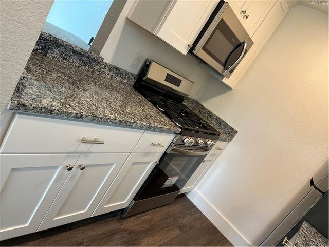 1262 W Ocean View Ave Apt 1, Norfolk, VA 23503