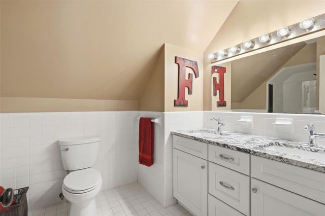 911 PINE TREE TERRACE, Deland, FL 32724