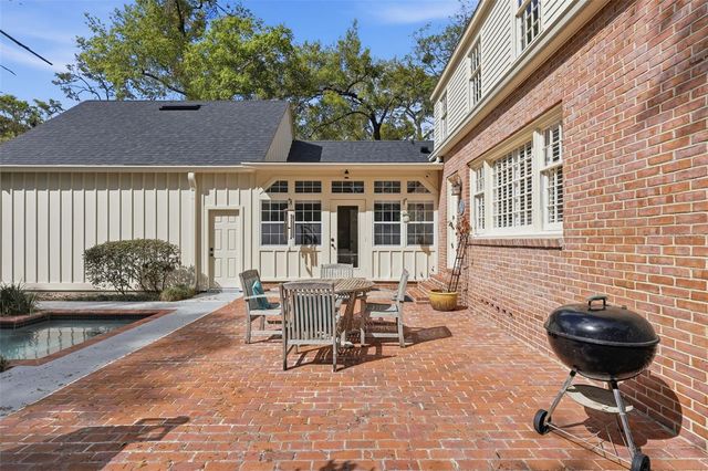 911 PINE TREE TERRACE, Deland, FL 32724