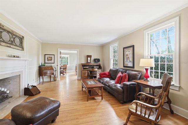 911 PINE TREE TERRACE, Deland, FL 32724