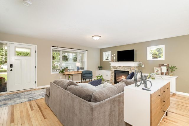 791 Lexington Parkway S, Saint Paul, MN 55116