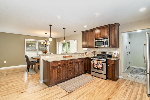 791 Lexington Parkway S, Saint Paul, MN 55116