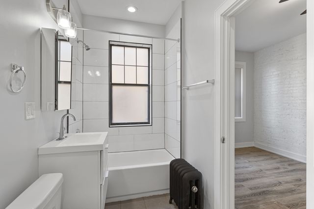 7626 N Eastlake Terrace 2, Chicago, IL 60626