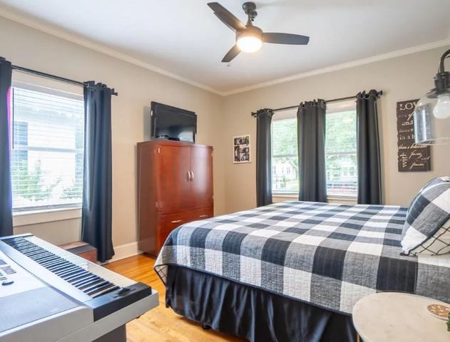 60 Bienville Avenue, Mobile, AL 36606