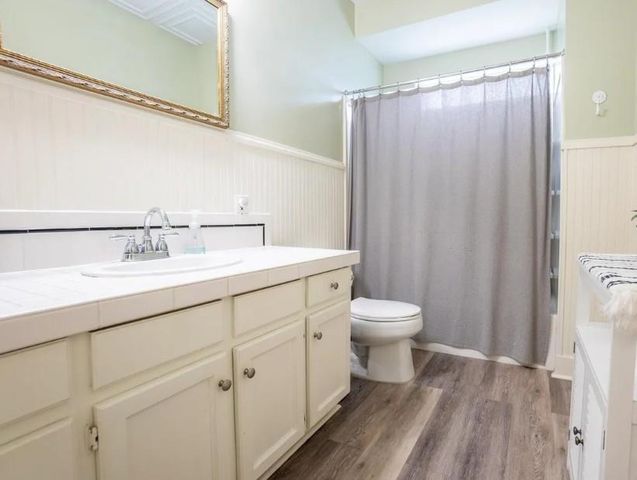 60 Bienville Avenue, Mobile, AL 36606