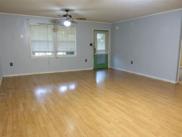 20 Hideaway Trail, Coldspring, TX 77331