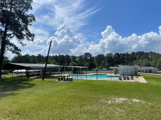 20 Hideaway Trail, Coldspring, TX 77331