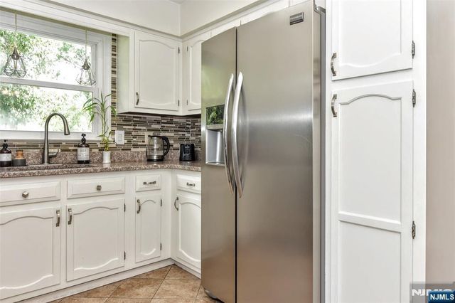 6 Kime Avenue, Wayne, NJ 07470