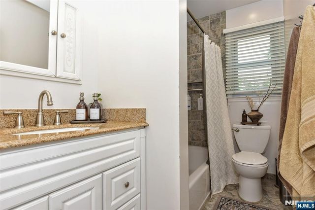 6 Kime Avenue, Wayne, NJ 07470