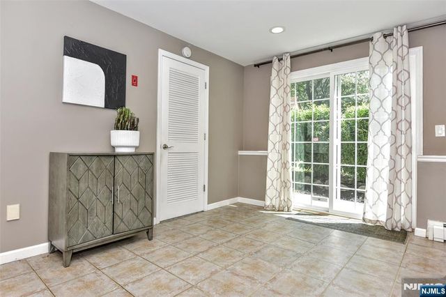 6 Kime Avenue, Wayne, NJ 07470
