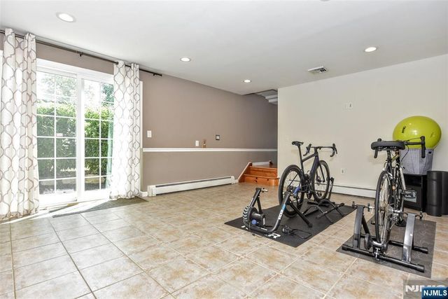 6 Kime Avenue, Wayne, NJ 07470