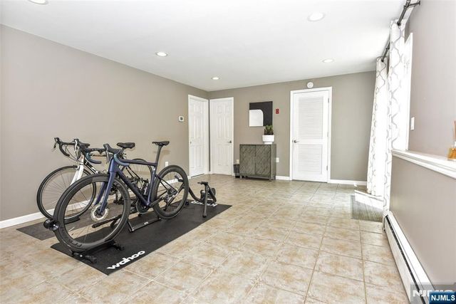 6 Kime Avenue, Wayne, NJ 07470