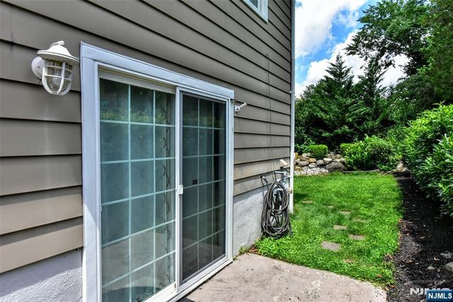 6 Kime Avenue, Wayne, NJ 07470