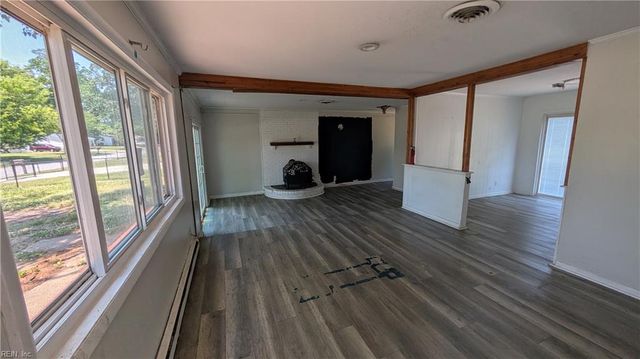 2852 N Shore DR, Suffolk, VA 23435