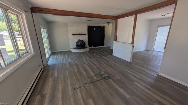 2852 N Shore DR, Suffolk, VA 23435